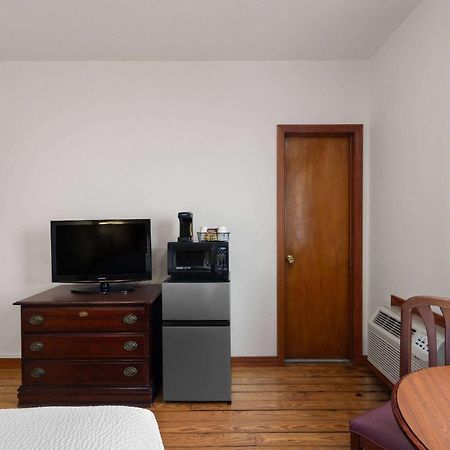 Days Inn By Wyndham Kill Devil Hills Oceanfront - Wilbur Eksteriør bilde