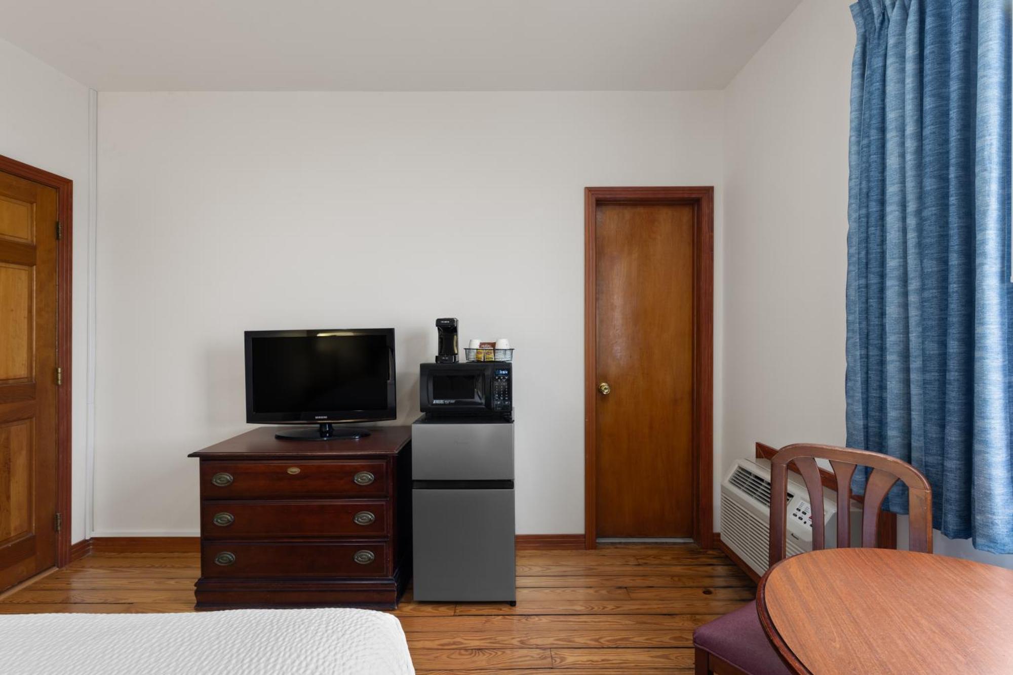 Days Inn By Wyndham Kill Devil Hills Oceanfront - Wilbur Eksteriør bilde