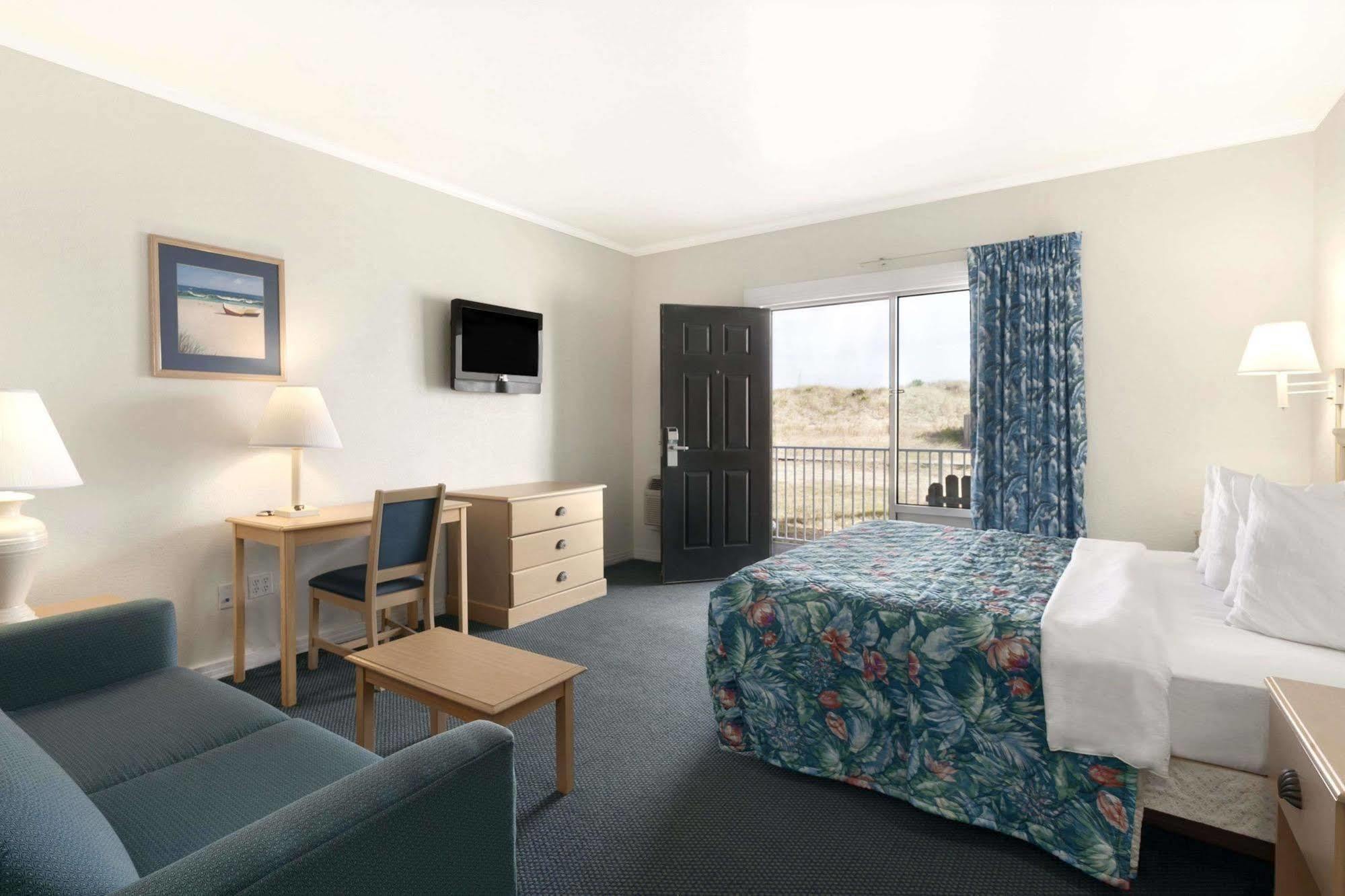 Days Inn By Wyndham Kill Devil Hills Oceanfront - Wilbur Eksteriør bilde