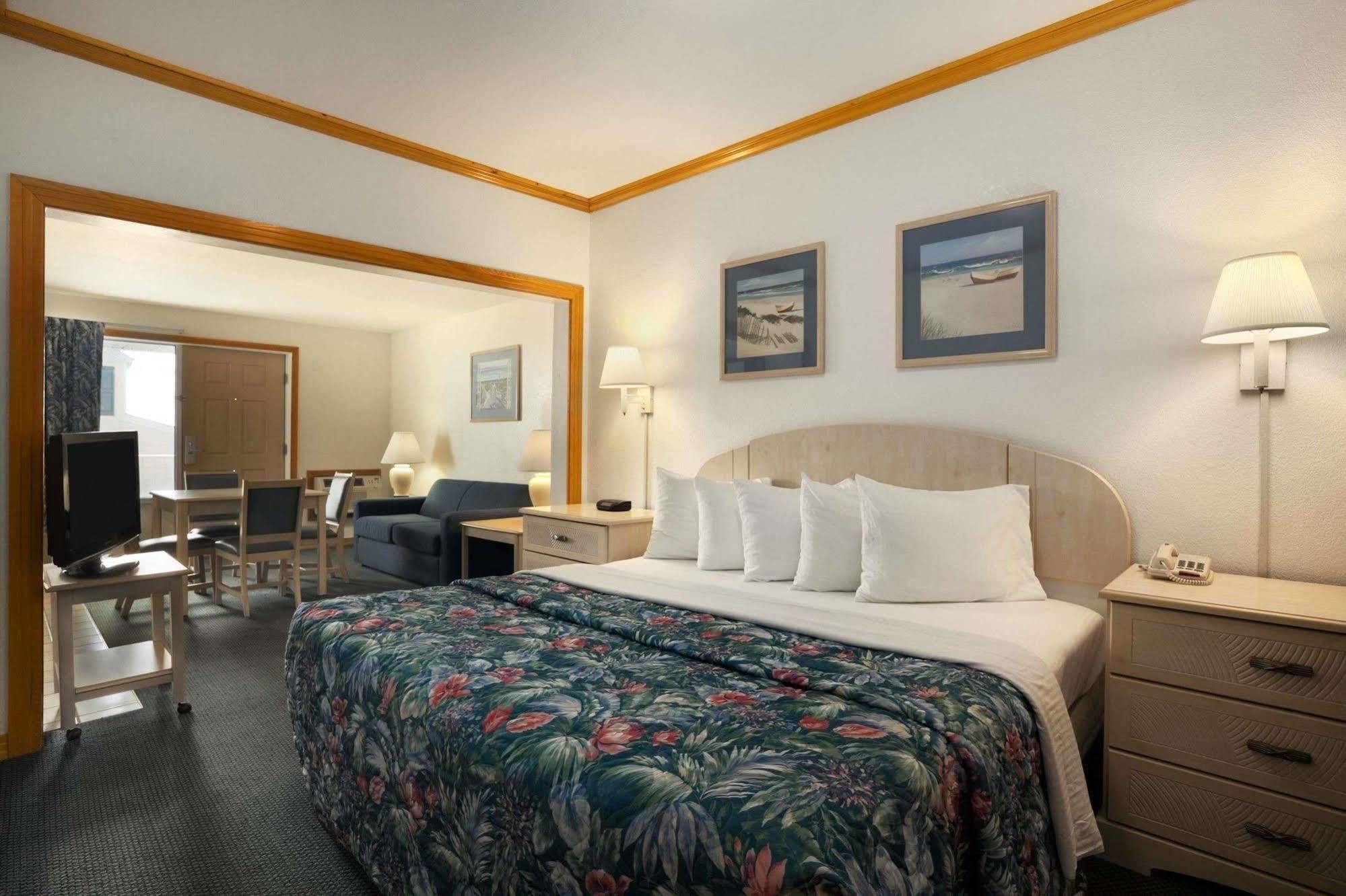 Days Inn By Wyndham Kill Devil Hills Oceanfront - Wilbur Eksteriør bilde
