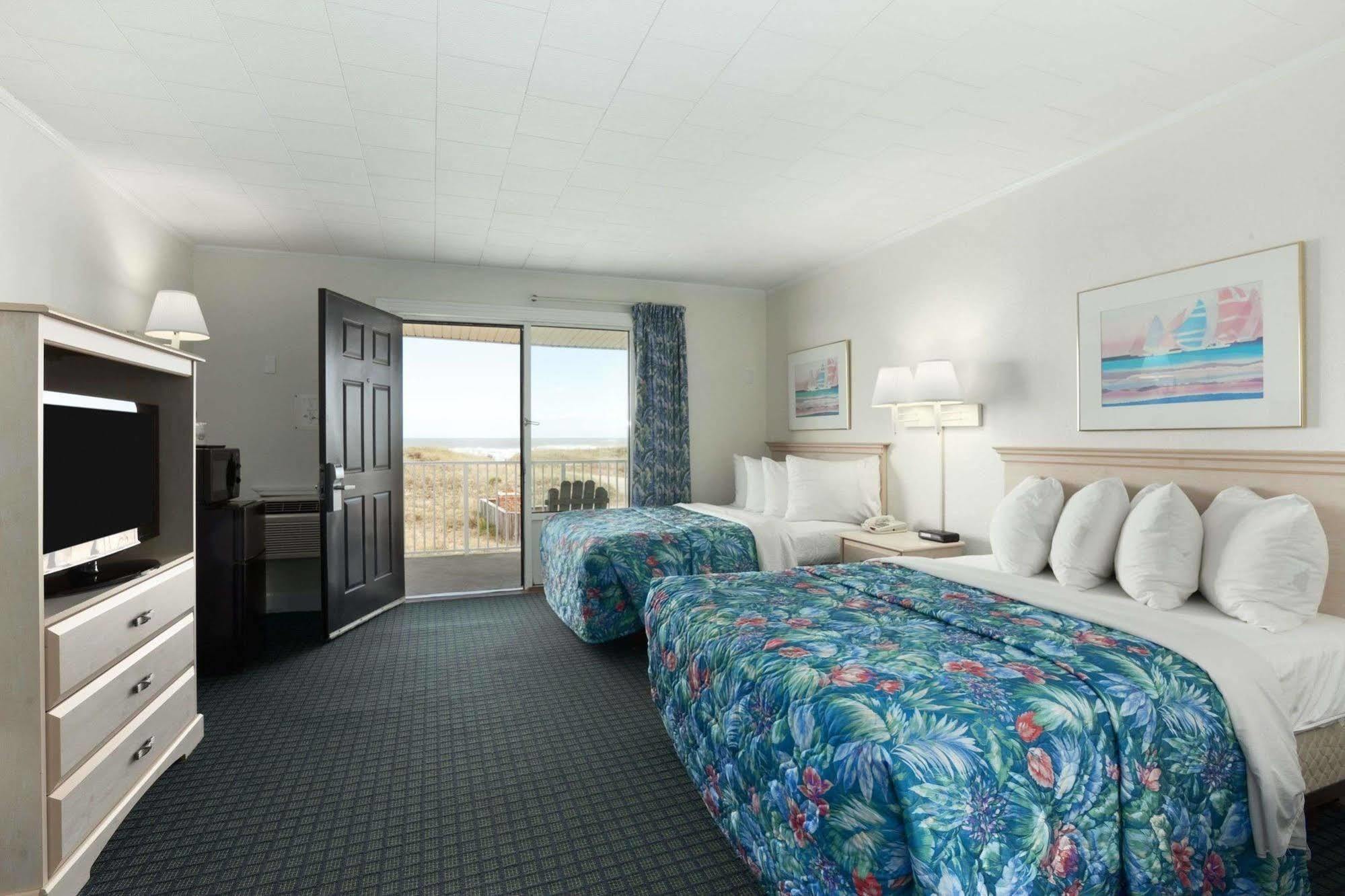 Days Inn By Wyndham Kill Devil Hills Oceanfront - Wilbur Eksteriør bilde